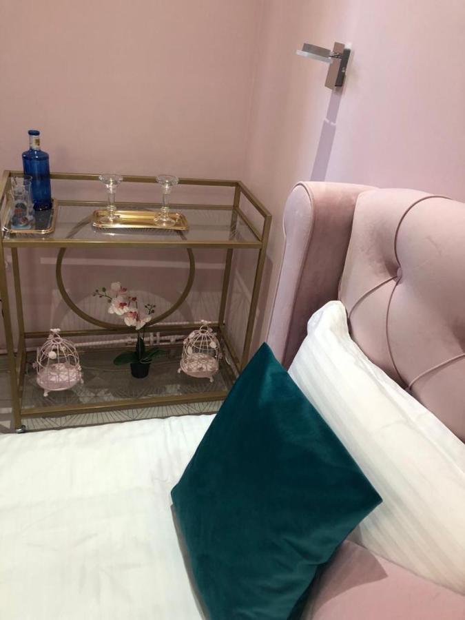 Weiss Apartment Sibiu Ngoại thất bức ảnh